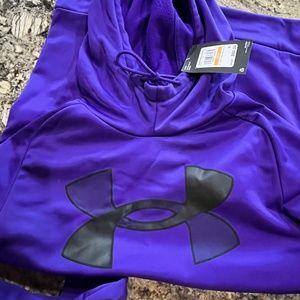 Under armour hoodie ladies Small